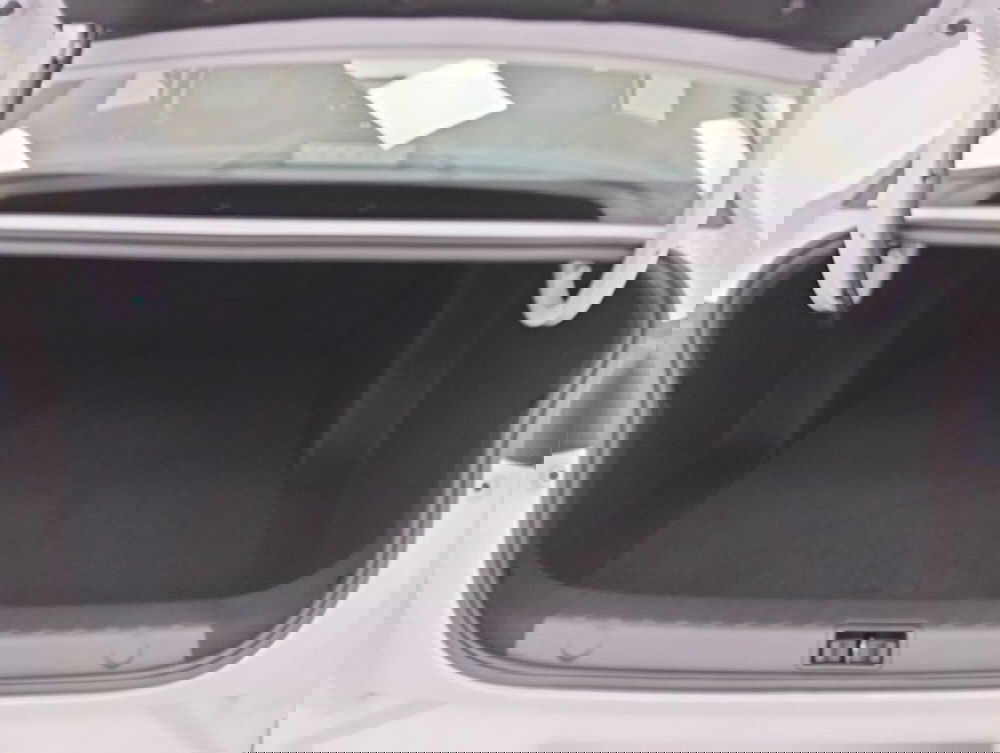 Dongfeng Shine GS  nuova a Como (18)