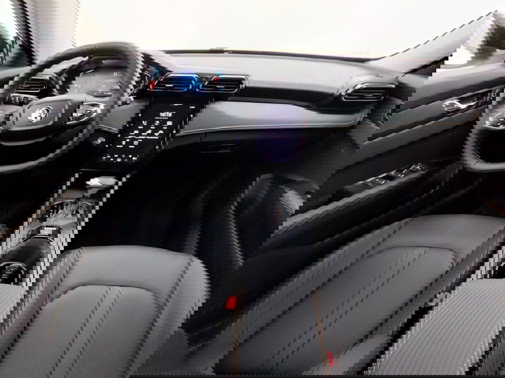 Dongfeng Shine GS  nuova a Como (4)