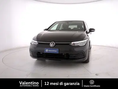 Volkswagen Golf 1.0 eTSI EVO DSG Life del 2023 usata a Roma