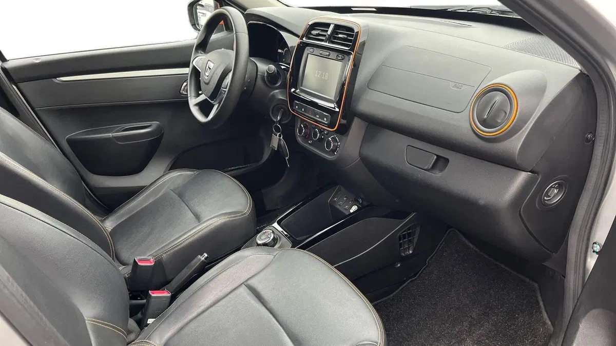 Dacia Spring usata a Parma (7)