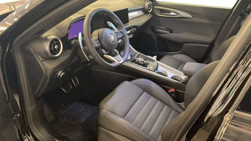 Alfa Romeo Tonale nuova a Pescara (7)