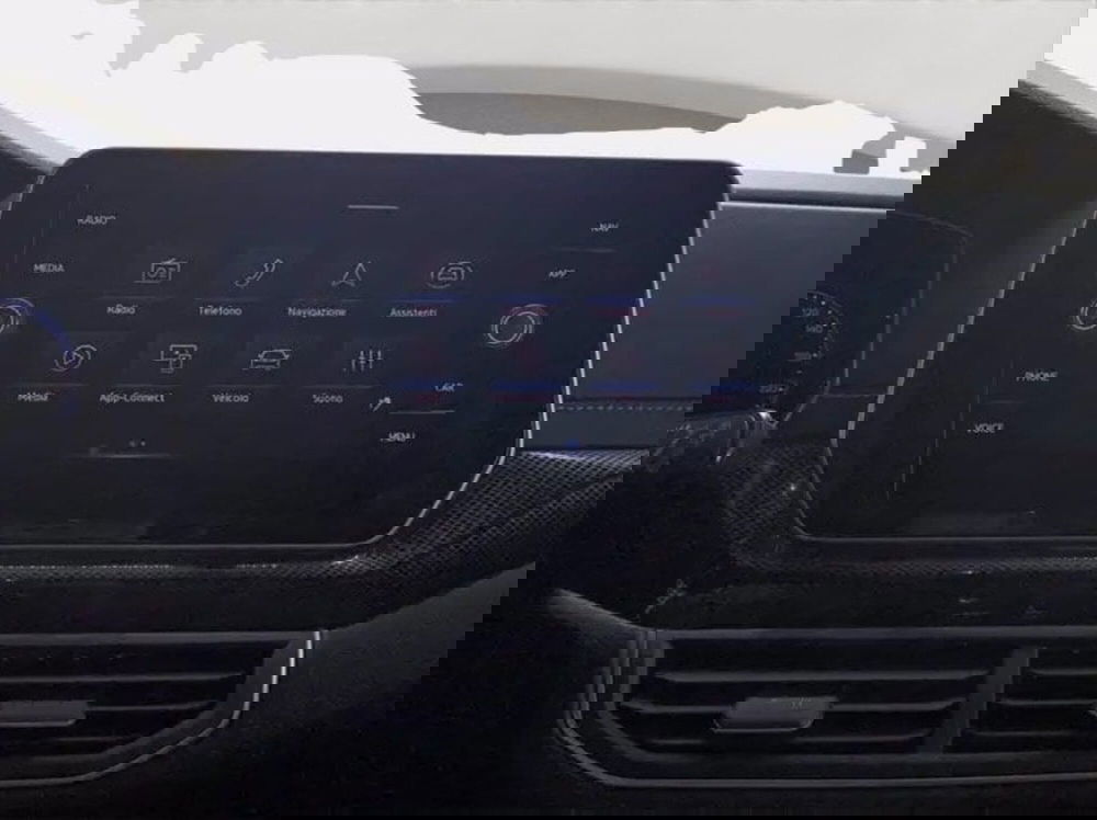 Volkswagen T-Cross nuova a Padova (12)