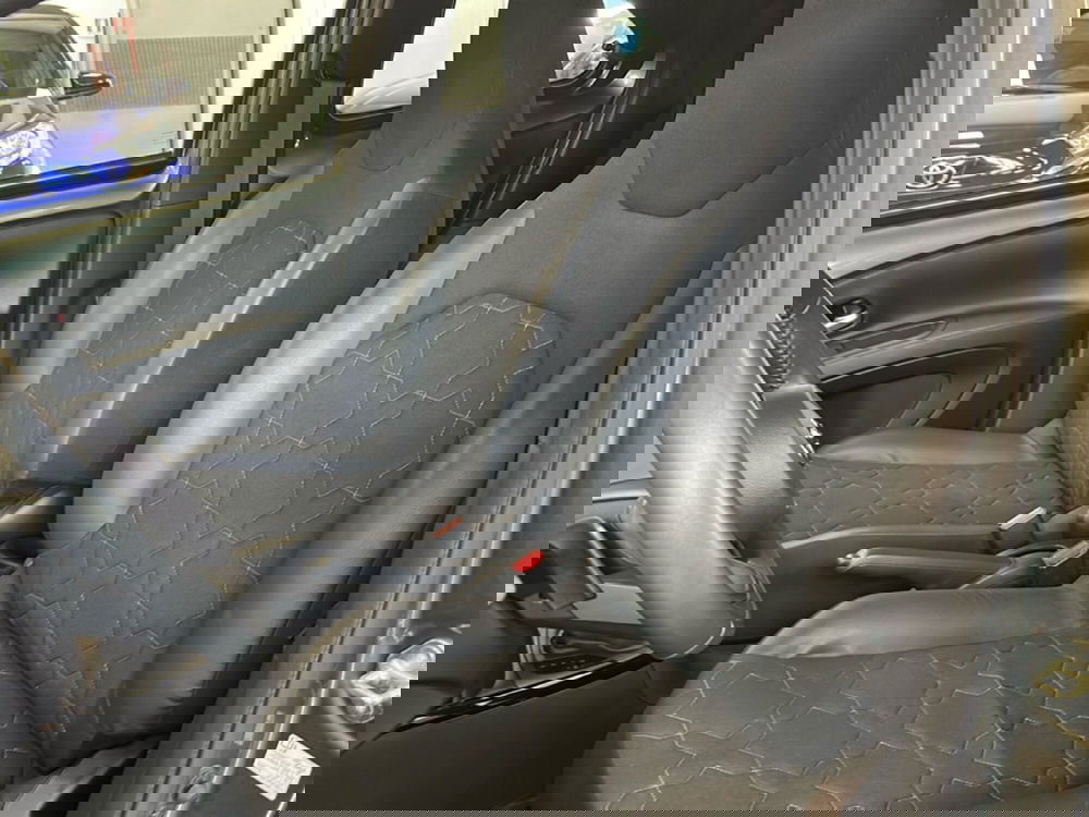 Toyota Aygo X usata a Napoli (10)