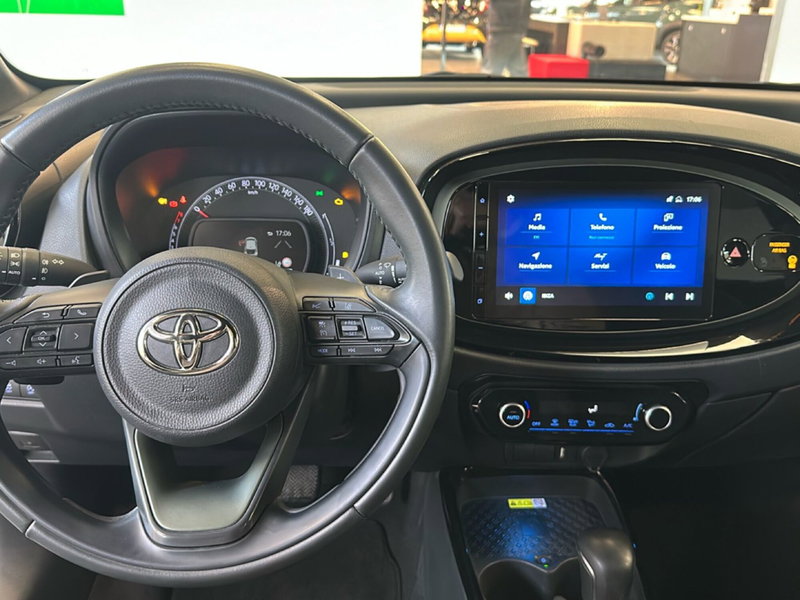Toyota Aygo X usata a Napoli (11)