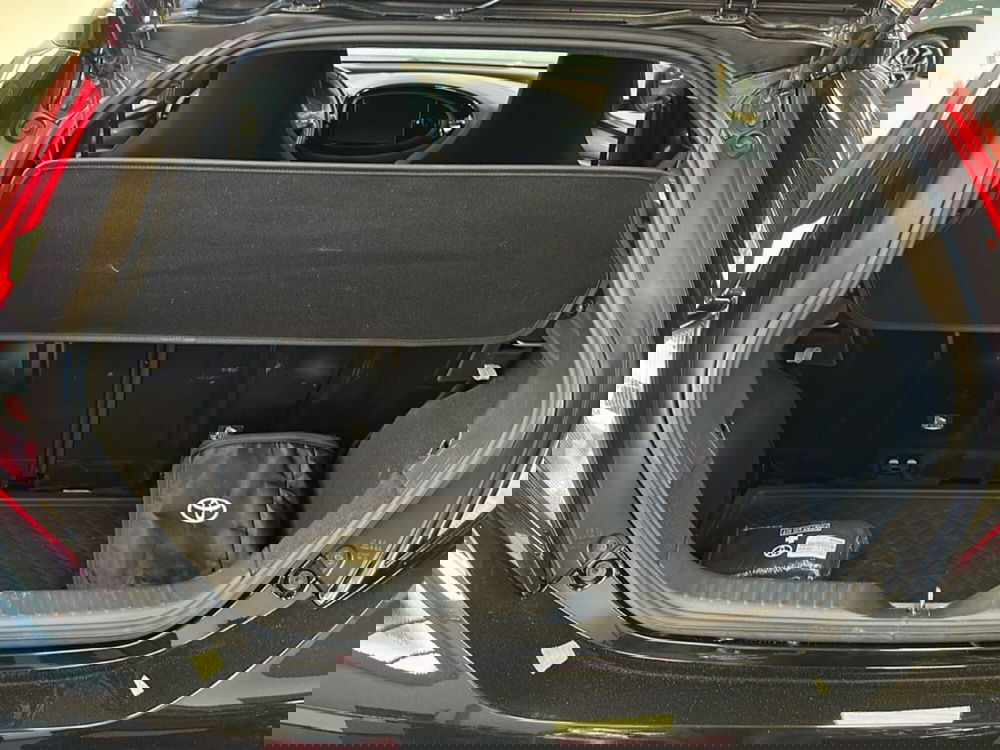 Toyota Aygo X usata a Napoli (18)