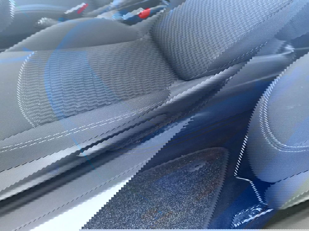 Peugeot 208 usata a Bari (16)