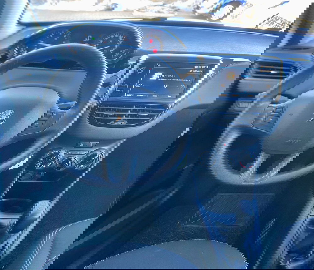 Peugeot 208 usata a Bari (19)