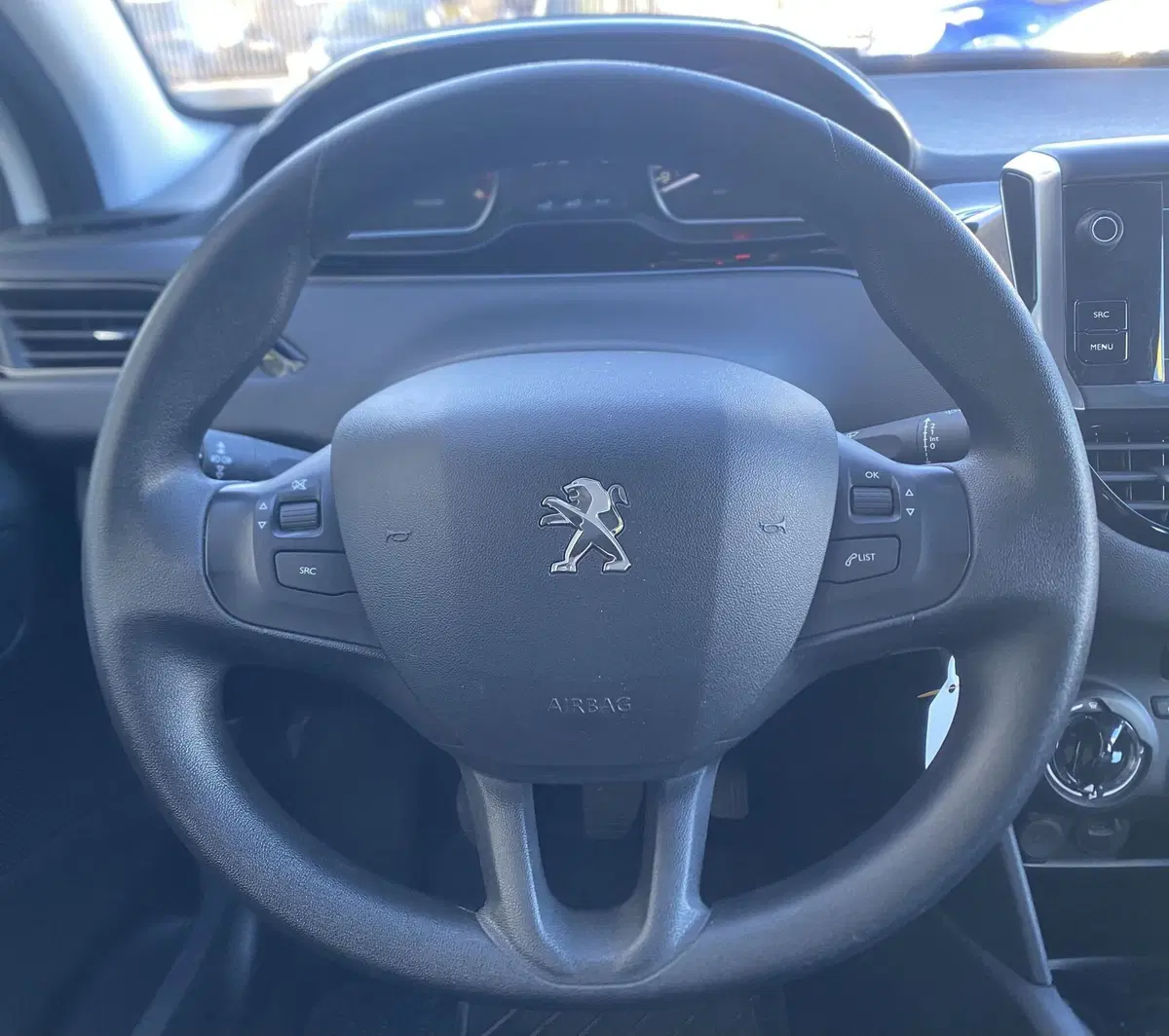 Peugeot 208 usata a Bari (20)