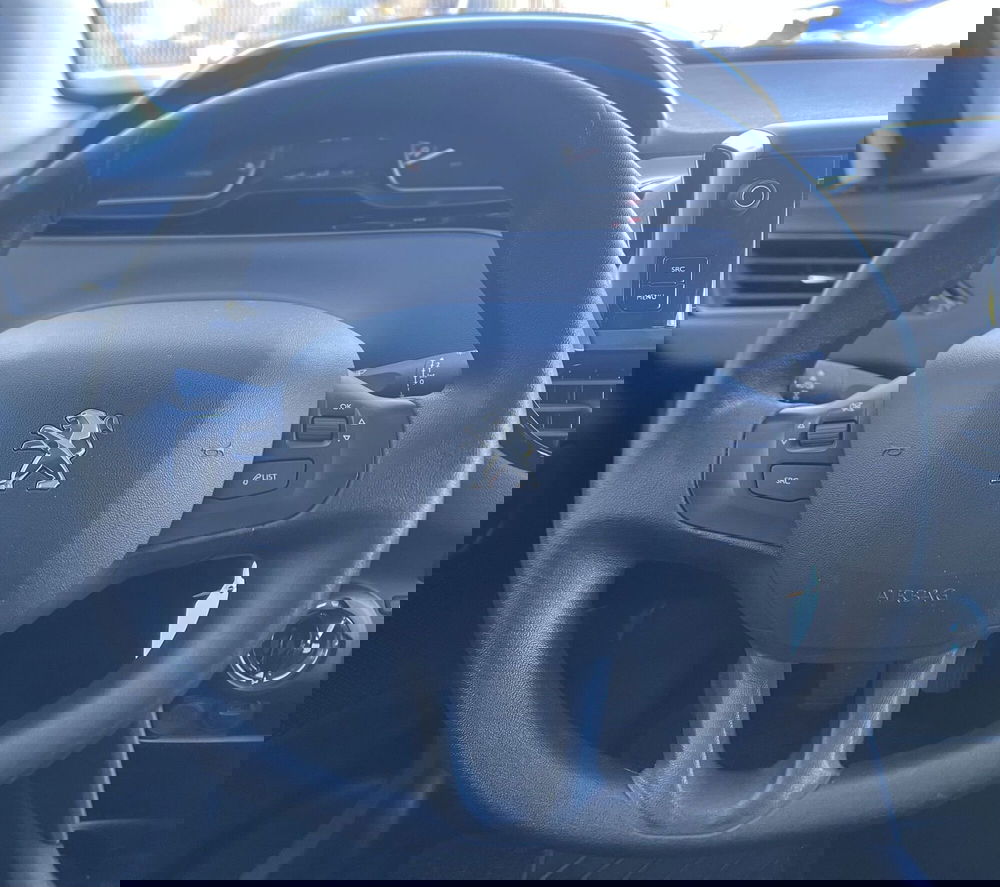 Peugeot 208 usata a Bari (20)