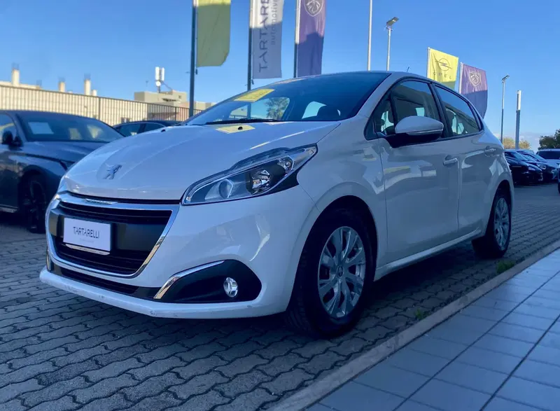 Peugeot 208 usata a Bari (3)