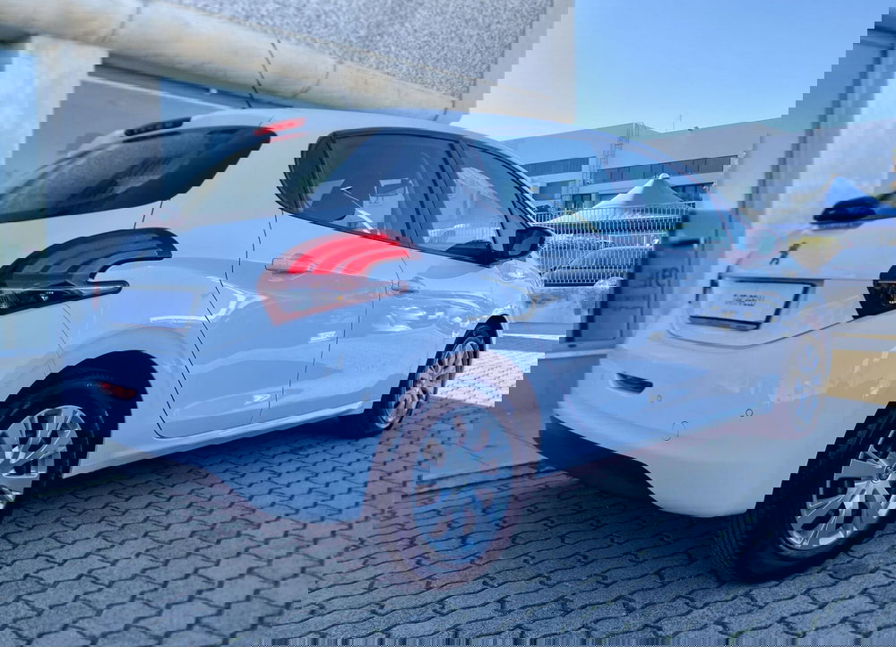 Peugeot 208 usata a Bari (8)