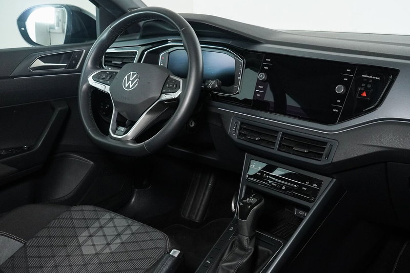 Volkswagen Taigo usata a Perugia (13)