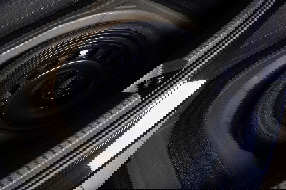 Volkswagen Taigo usata a Perugia (8)