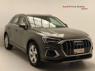 Audi Q3 35 TDI quattro S tronic Business del 2023 usata a Pratola Serra