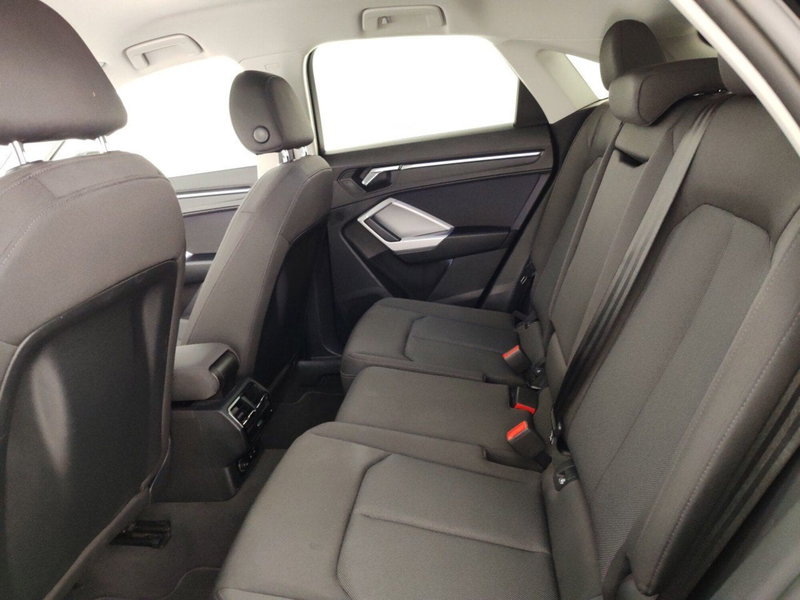 Audi Q3 Sportback usata a Massa-Carrara (10)