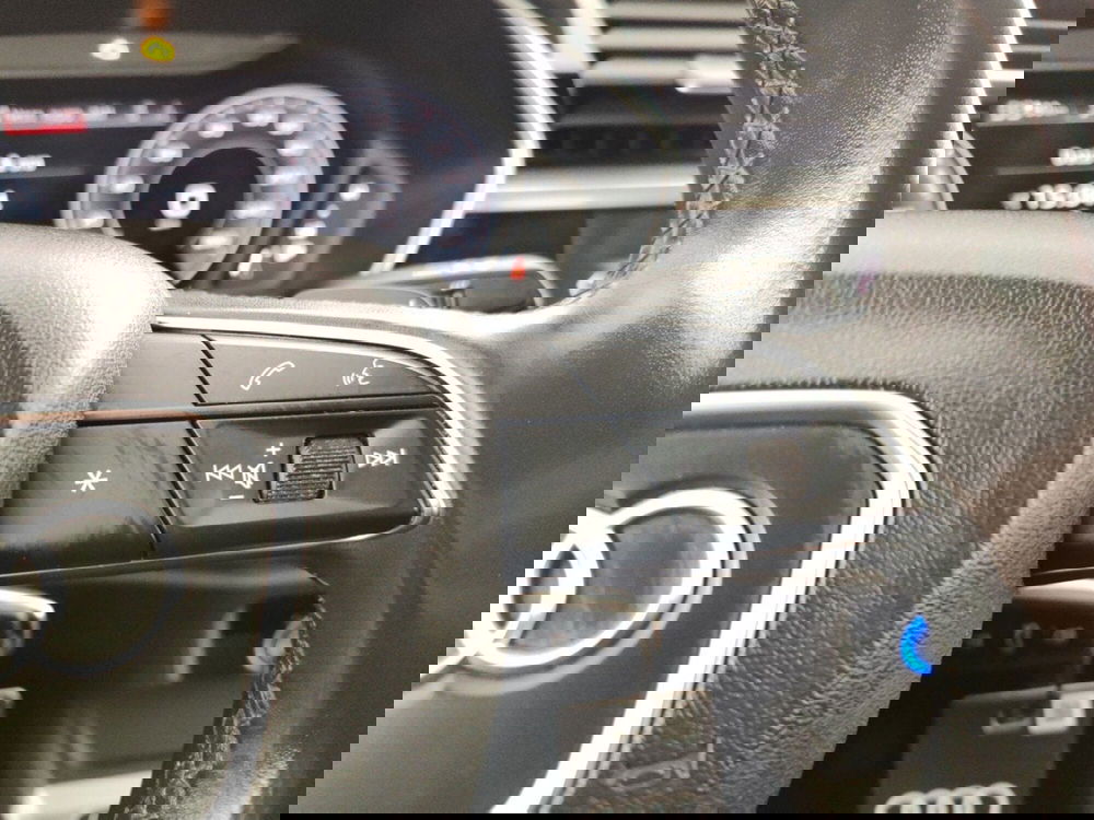 Audi Q3 Sportback usata a Massa-Carrara (13)