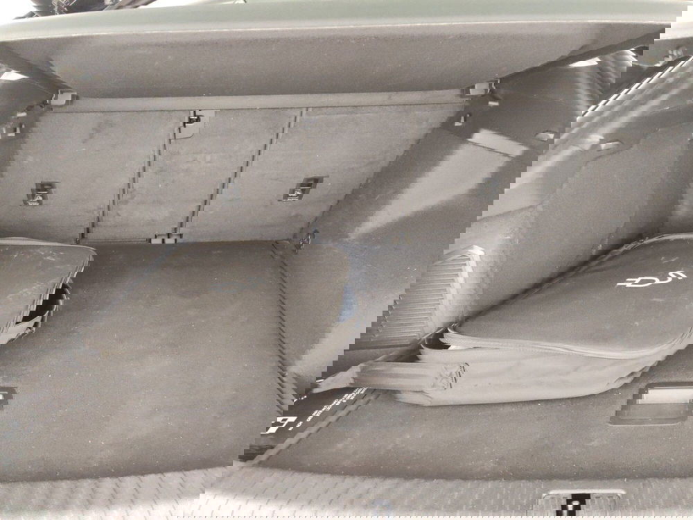 Audi Q3 Sportback usata a Massa-Carrara (16)