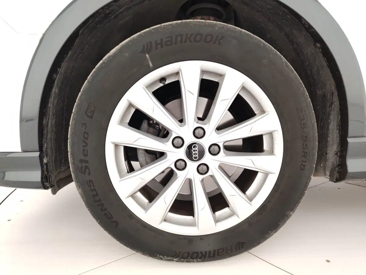 Audi Q3 Sportback usata a Massa-Carrara (6)