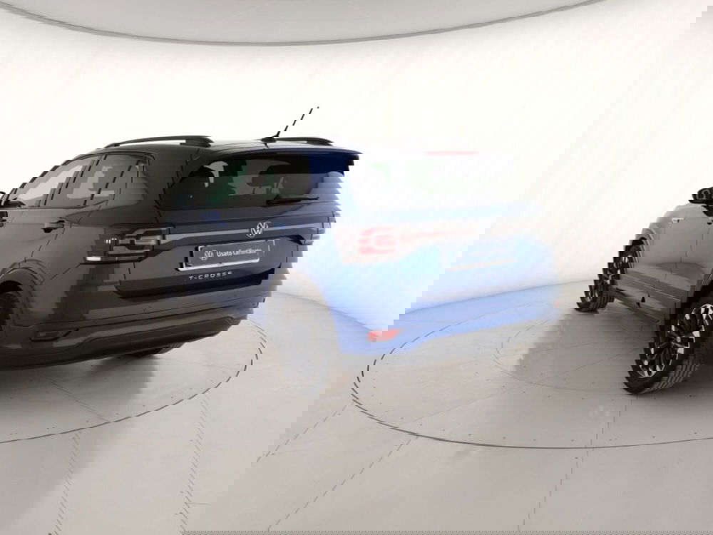 Volkswagen T-Cross usata a Massa-Carrara (2)