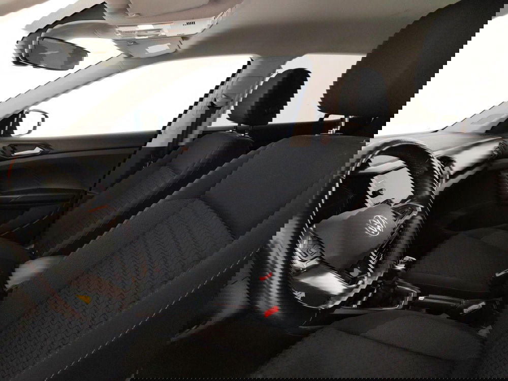 Volkswagen T-Cross usata a Massa-Carrara (7)