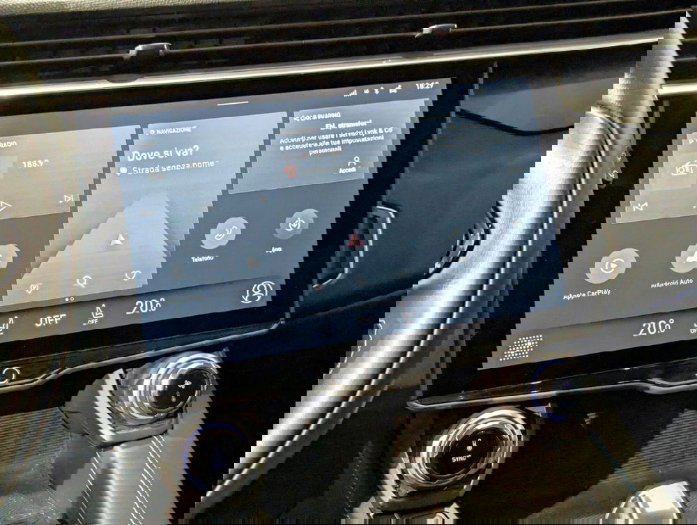 Lynk & Co 01 usata a Pescara (11)