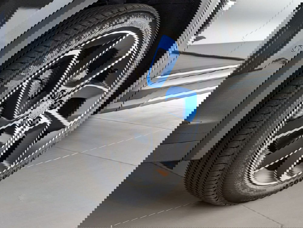 Lynk & Co 01 usata a Pescara (4)