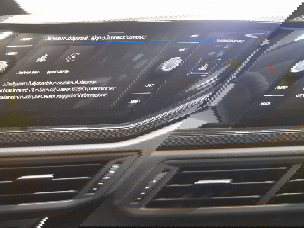 Volkswagen Taigo nuova a Bologna (14)