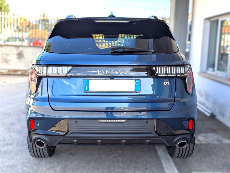 Lynk & Co 01 usata a Pescara (3)