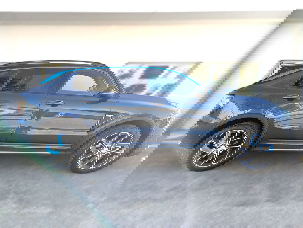 Lynk & Co 01 usata a Pescara (4)