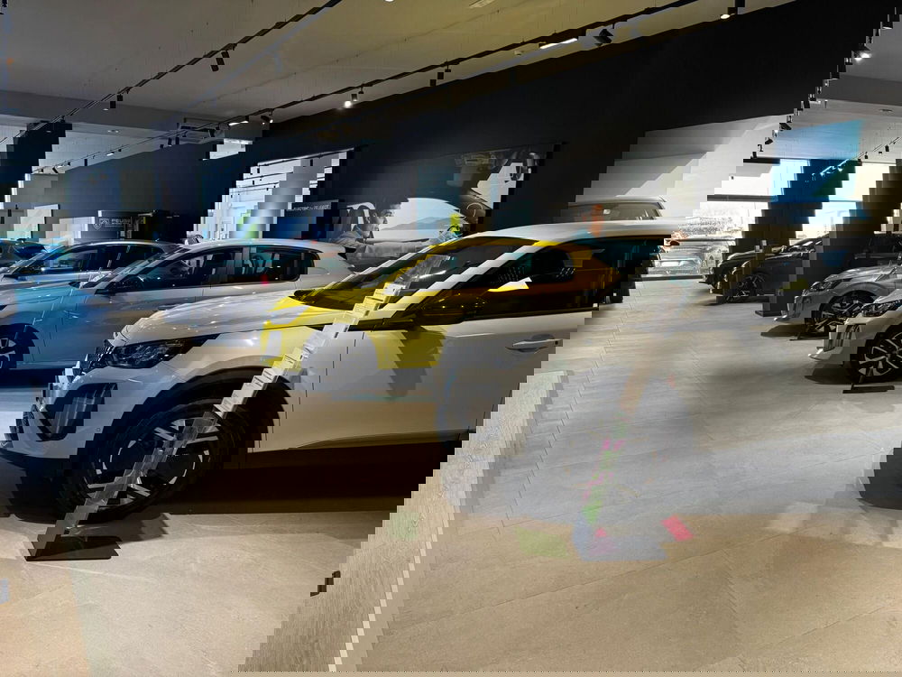 Peugeot 3008 nuova a Frosinone (17)