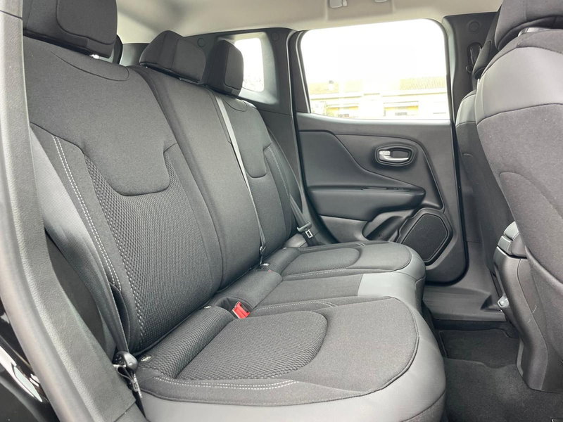 Jeep Renegade nuova a Ancona (15)