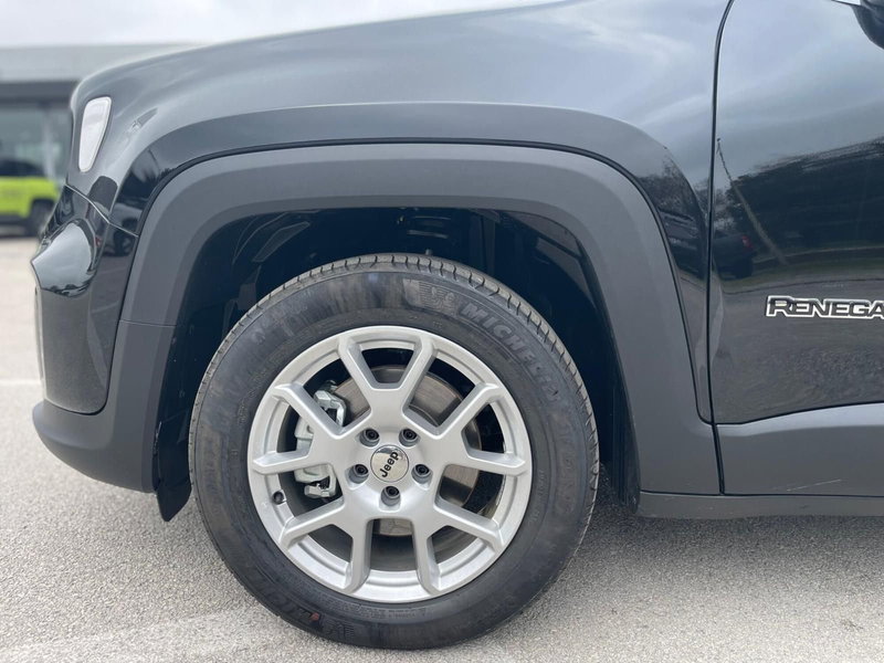 Jeep Renegade nuova a Ancona (18)