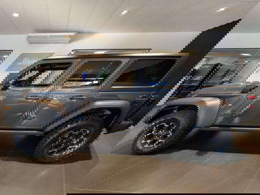 Jeep Wrangler Unlimited nuova a Parma (4)