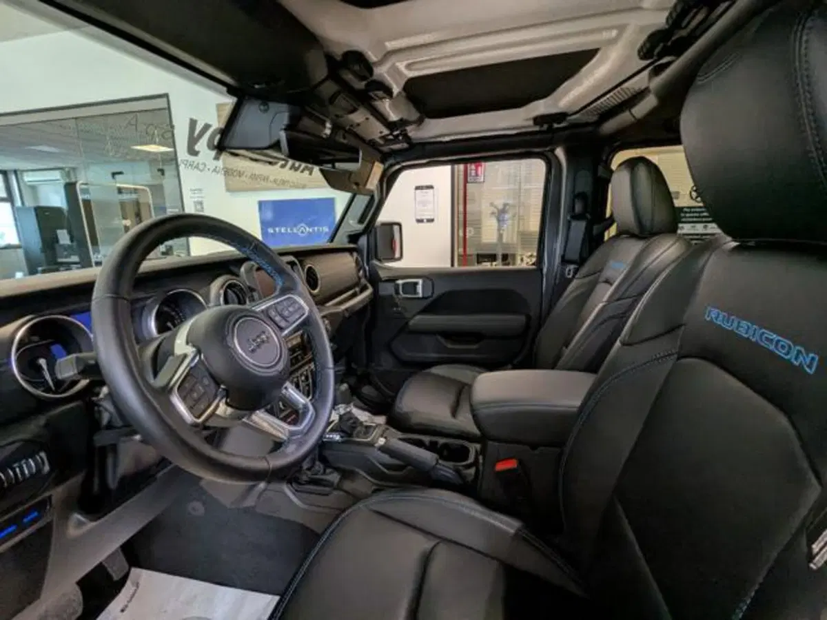 Jeep Wrangler Unlimited nuova a Parma (7)