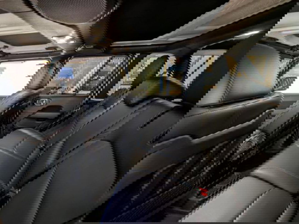 Jeep Wrangler Unlimited nuova a Parma (8)