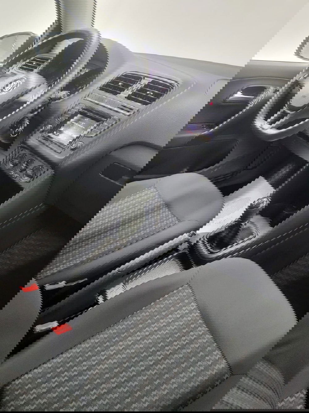 Volkswagen Polo usata a Catanzaro (14)