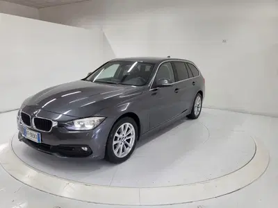 BMW Serie 3 Touring 320d xDrive del 2016 usata a Catanzaro