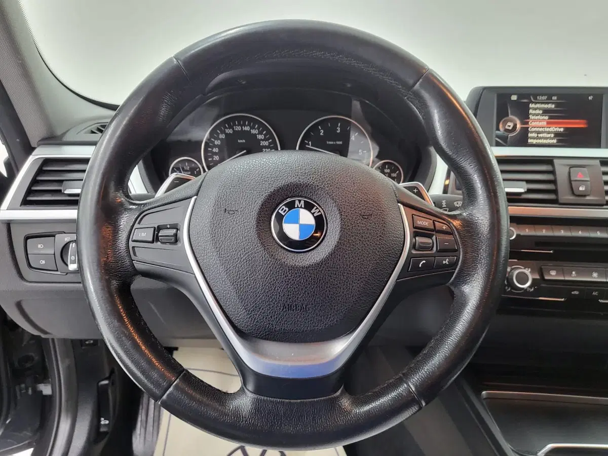 BMW Serie 3 Touring usata a Catanzaro (19)