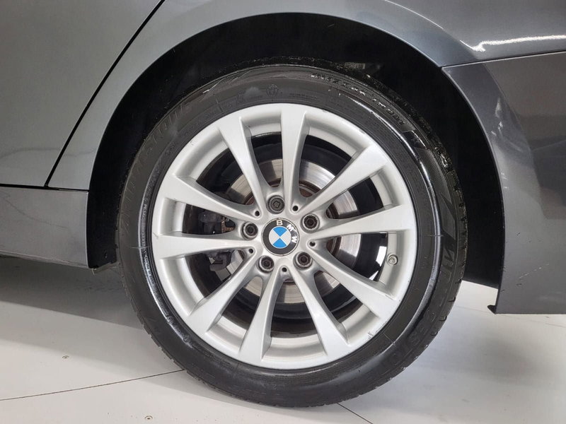 BMW Serie 3 Touring usata a Catanzaro (9)