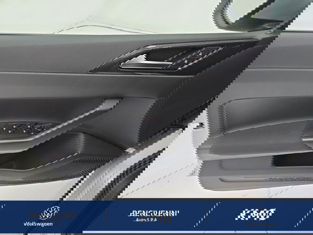 Volkswagen Taigo nuova a Catanzaro (13)