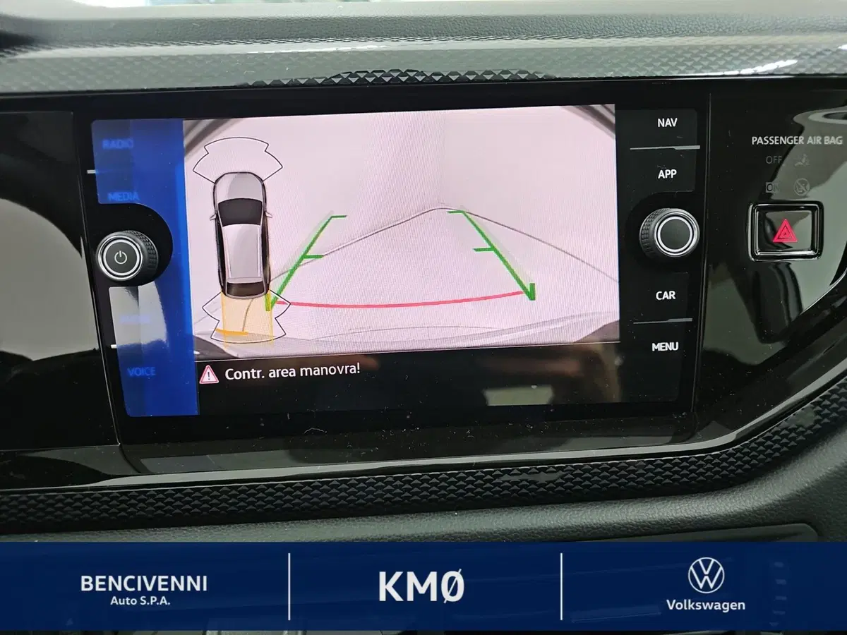 Volkswagen Taigo nuova a Catanzaro (18)