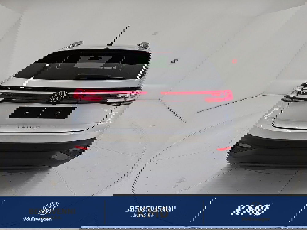 Volkswagen Taigo nuova a Catanzaro (8)