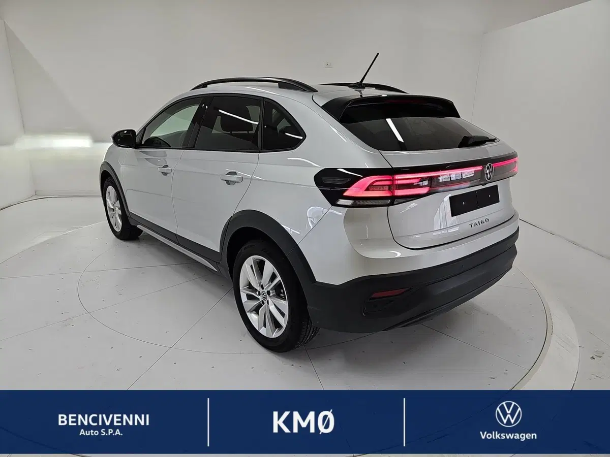 Volkswagen Taigo nuova a Catanzaro (9)