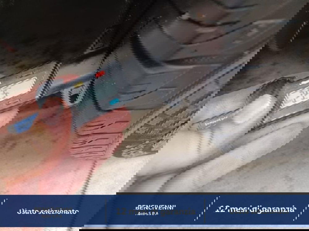 Volkswagen Veicoli Commerciali Caravelle usata a Catanzaro (11)