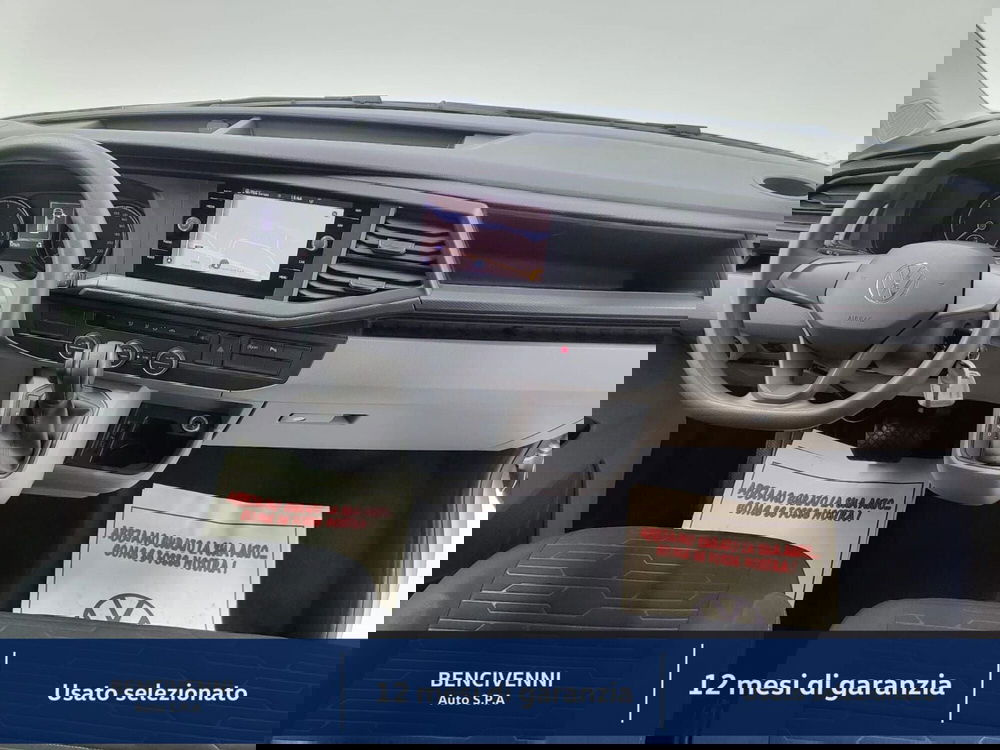 Volkswagen Veicoli Commerciali Caravelle usata a Catanzaro (12)