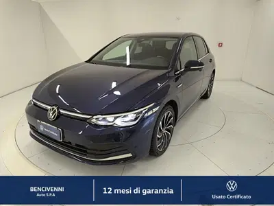Volkswagen Golf 1.5 TGI DSG Style del 2022 usata a Catanzaro