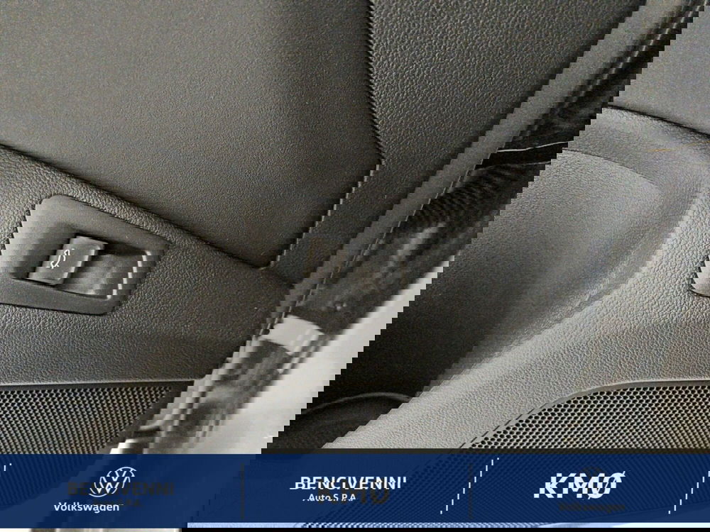 Volkswagen T-Roc nuova a Catanzaro (15)