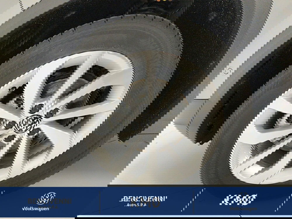 Volkswagen T-Roc nuova a Catanzaro (6)