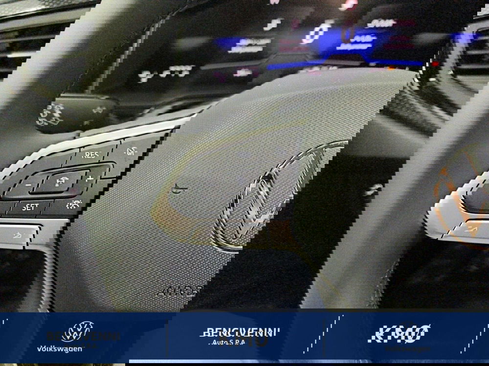 Volkswagen Taigo nuova a Catanzaro (17)