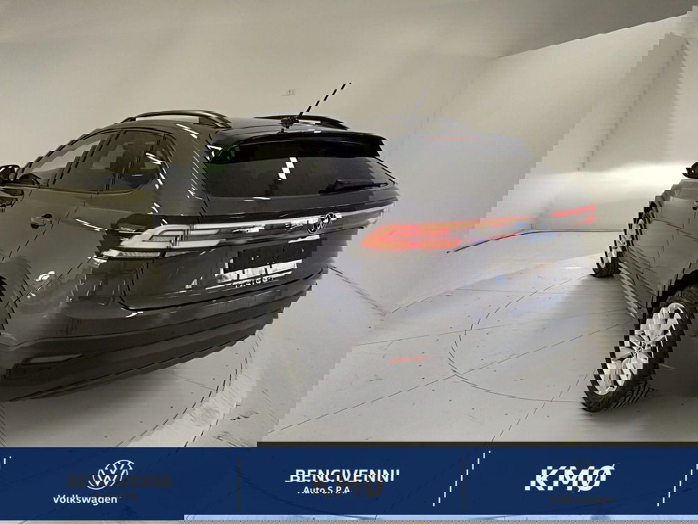 Volkswagen Taigo nuova a Catanzaro (9)